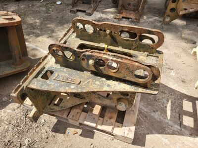 Dromone Excavator Fork Carriage