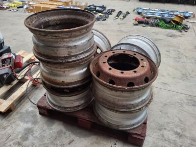 6x Steel Wheel Rims, 1x Alloy Wheel - 2