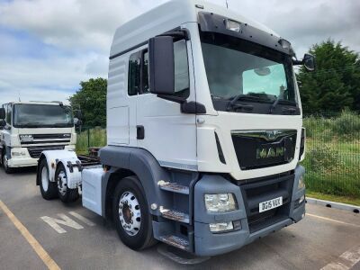 2015 MAN TGS 24.440 6x2 Mini Midlift Tractor Unit