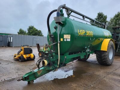 2015 Major 3100 LGP Vacuum Tanker - 2