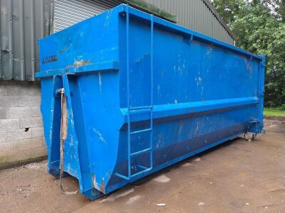 40 yrd Smooth Sided Big Hook Bin