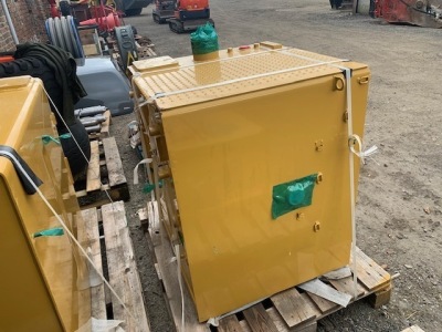 CAT Hydraulic Tank (New & Unused)  - 4