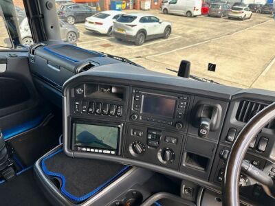 Scania R730 Bluestream 6x2 Tag Axle Limited Edition Tractor Unit  - 44