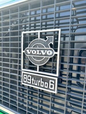 Volvo F89 4x2 LHD Tractor Unit - 8