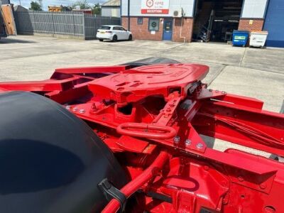 Volvo F89 4x2 LHD Tractor Unit - 29