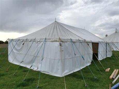 Complete 20ft x 40ft Traditional Push Up Marquee