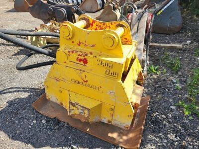 Wainroy Contech Hydraulic Compactor Attachment - 80mm Pins