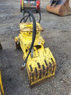 2012 MBI GR300 Rotating Selector Grab - 3