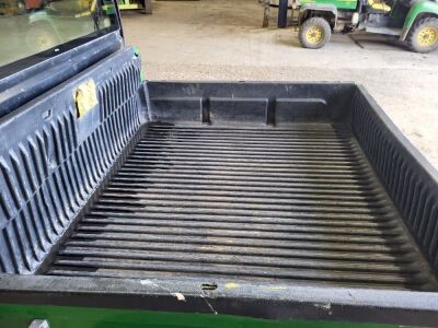 2015 John Deere HPX 4x4 Gator Utility Vehicle  - 5