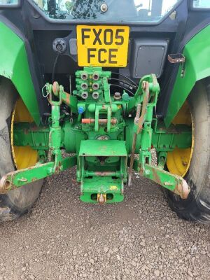 2005 John Deere 5415 Tractor - 8