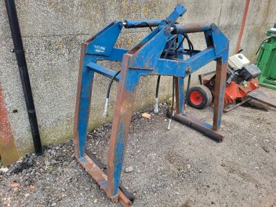 Hydraulic Block Grab Attachment - 2