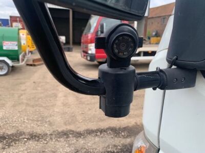 2017 Mitsubishi Fuso Canter 4x2 Dropside Flat - 17