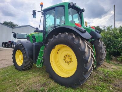 2010 John Deere 7530 Premium Tractor