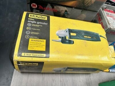 McKeller 850W 115mm 240V Angle Grinder