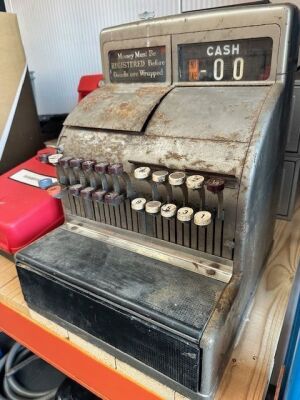 THE NATIONAL CASH REGISTER COMPANY LTD Mechanical Cash Register