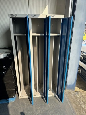 6 x  Storage Lockers - 5