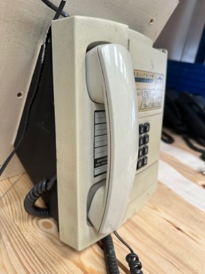 Analog Solitaire 1100 Pay Phone - 3