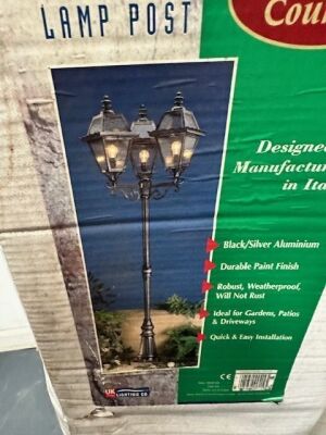 2x Town & Country 3 Head Lamp Posts  - 3