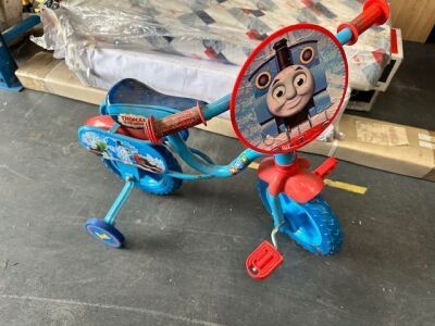 Thomas The Tank Engine Bike With Stabilisers 