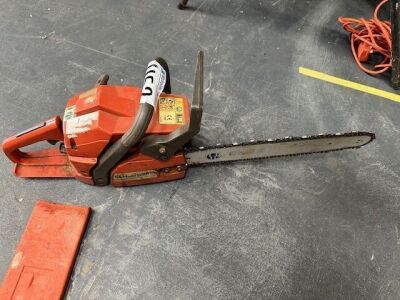 Husqvarna 141 Chain Saw - 5