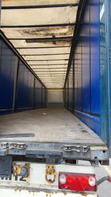 2009 Schmitz Triaxle Euroliner Trailer  - 4