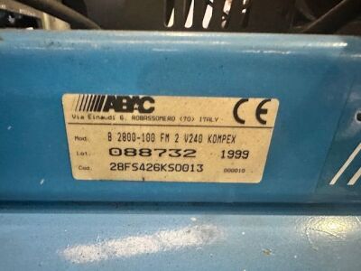 ABAC 240V 100litre Air Compressor - 2