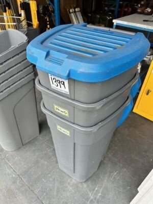 5x Wheeled 100L Waste Bins with Fold Up Lids