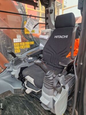 2022 Hitachi  ZX225USRLC-7 Excavator - 19