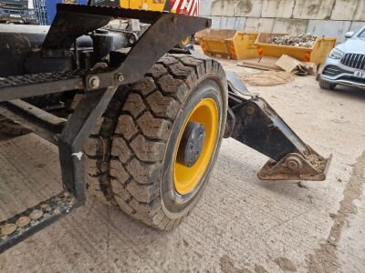 2022 JCB JS20MH SV Wheeled Material Handler  - 14