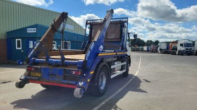 2016 DAF LF 220 4x2 Telescopic Skiploader - 4