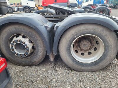 2016 DAF XF460 6x2 Midlift Tractor Unit - 10