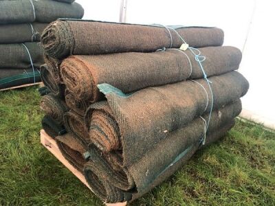 12 x Rolls 6' x 12m Various Length Green Matting