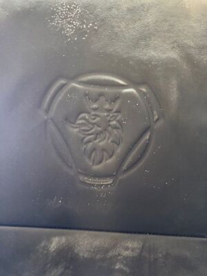 2x Scania R Series Leather Seats - 4