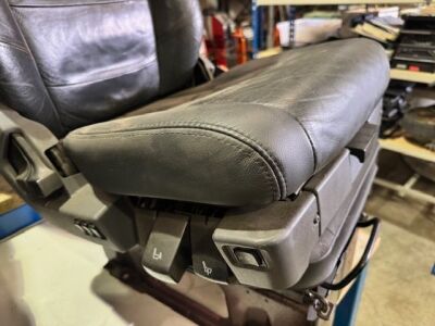 Scania RH Leather Seats with Griffin Logo - 5