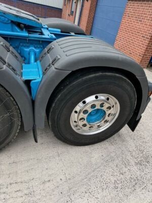 2007 Scania R560 6x2 Tag Axle Tractor Unit - 10