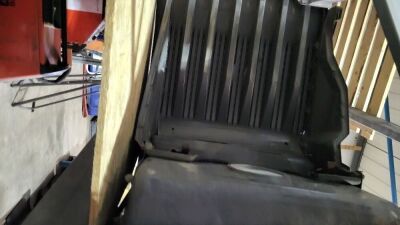 Scania 4 Series Battery Cover and Step - 2