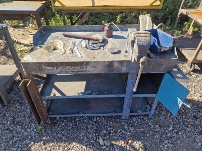 Steel Workbench with Vice