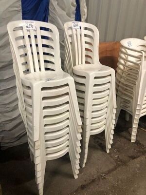 20 x White Resin Bistro Chairs - 2