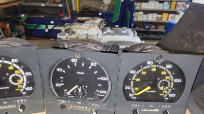 Large Quantity of Old School Scania Tacho Clocks - 3