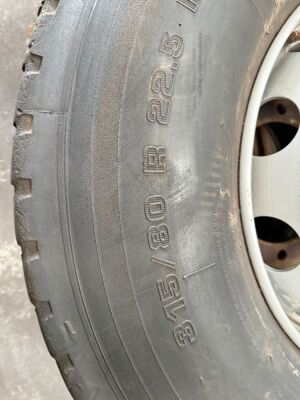 2x 10 Stud 22.5 Steel Wheels with Tyres - 3