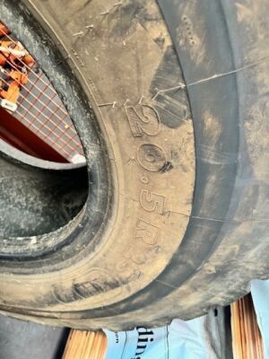 Michelin 20.5 R25 Earthmover Tyre - 2