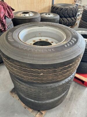 3x 385/65R22.5 Wheel & Tyres