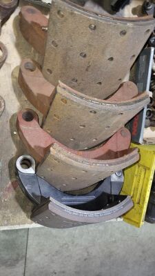 4x Scania 3 Series Brake Shoes
