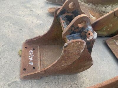 1.5ft Digging Bucket - 25mm Pins - 2