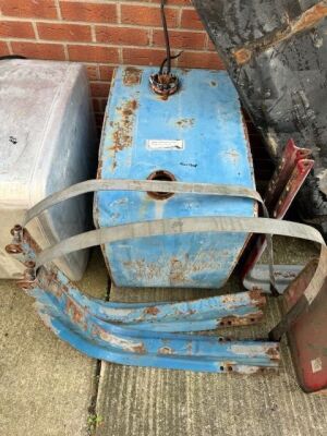 Scania Fuel Tank & Straps