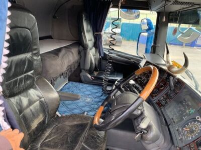 2001 Scania R144L 530 V8 Topline 4x2 Tractor Unit - 15