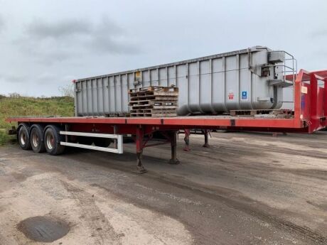 2005 Dennison Triaxle Flat Trailer