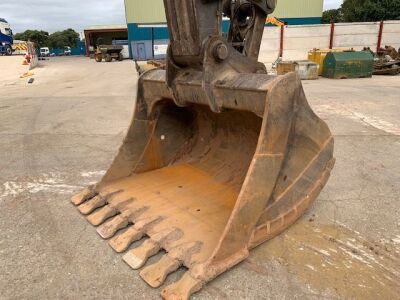 2016 Volvo EC380EL Tracked Excavator - 12