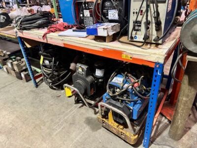 2x Work Benches