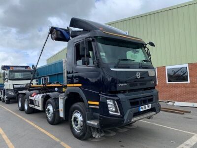 2017 Volvo FMX 8x4 Hook Loader